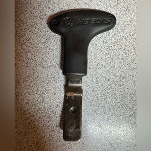 Heelys Black and Silver Adjustment Tool